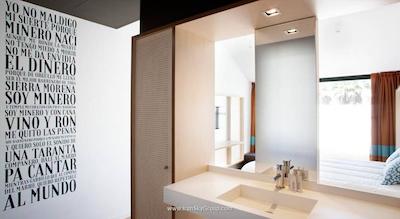 تک هاستل بارسلونا