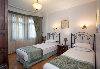 بلو هاوس هتل