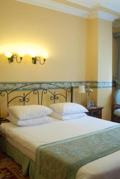 بلو هاوس هتل