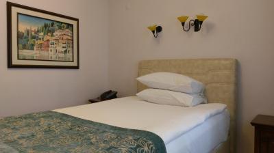 بلو هاوس هتل