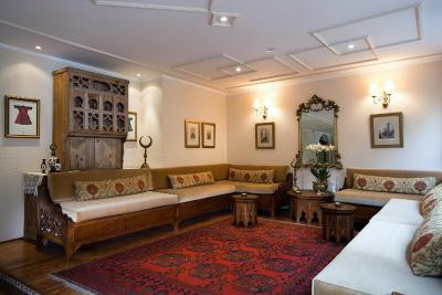 ساری کناک