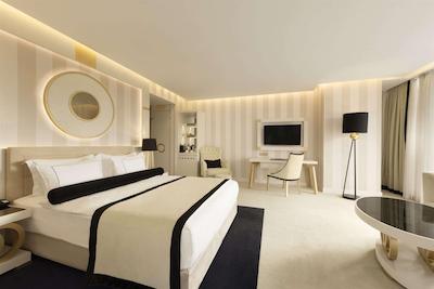 رامادا هتل اند سوئیت استانبول شیشلی