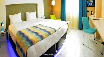 تمپو هتل 4 لونت