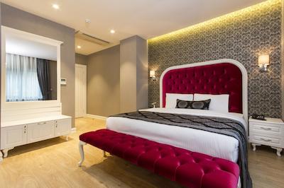 دنسیتی هتل اند اسپا