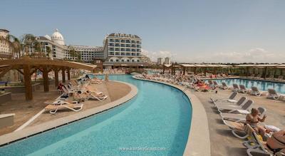 ادلیا الیت ریزورت