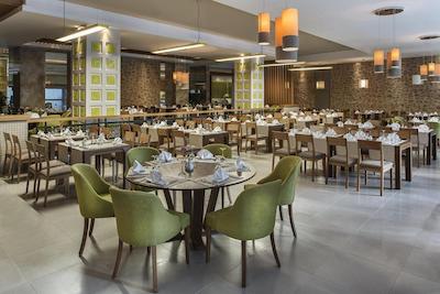 اسکا لارا ریزورت اند اسپا