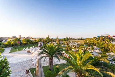 ملاس هتل لارا