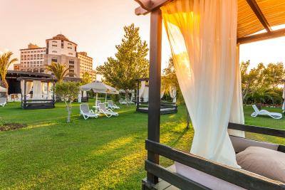 ملاس هتل لارا