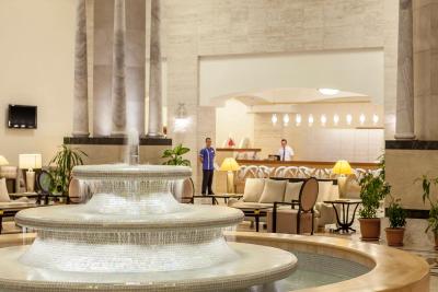 ملاس هتل لارا