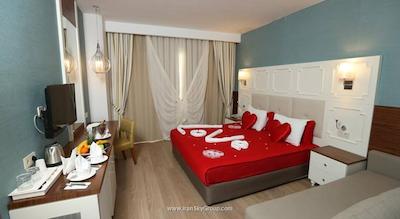 ساید کراون چرم پالاس