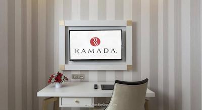 رامادا هتل اند سوئیت شیشلی