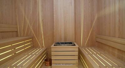 رامادا هتل اند سوئیت شیشلی