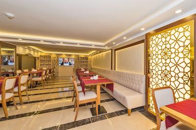 مارمارا پلیس استانبول اولد سیتی هتل