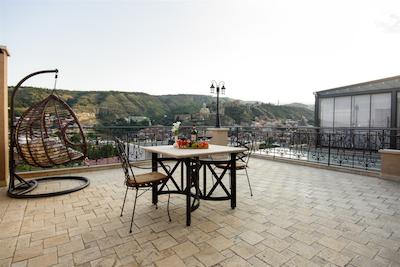 کی ام ام هتل