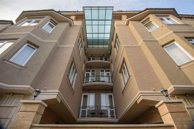 کی ام ام هتل