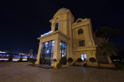 کاسپیا پارک هتل باکو