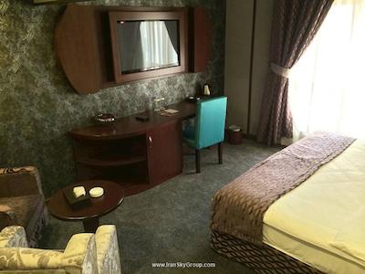 کینگز پارک هتل