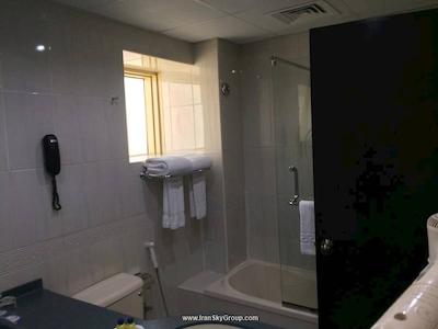 کینگز پارک هتل