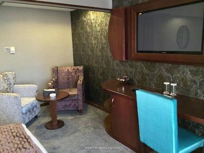 کینگز پارک هتل