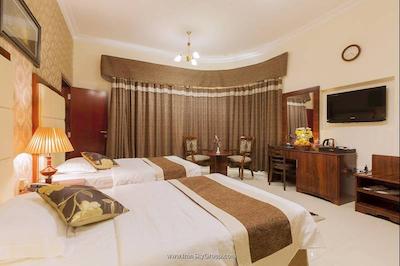 اسکایلایت هتل