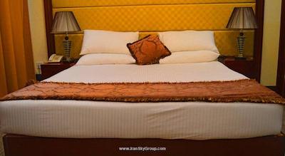 هتل آپارتمان مایلستون