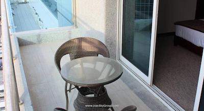 هتل آپارتمان مایلستون