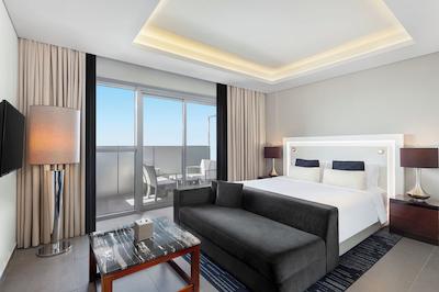 د فرست کالکشن مارینا