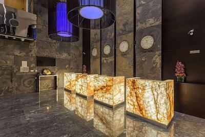 د فرست کالکشن مارینا