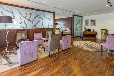 د فرست کالکشن مارینا