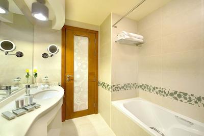 سیتی سیزن تاورز