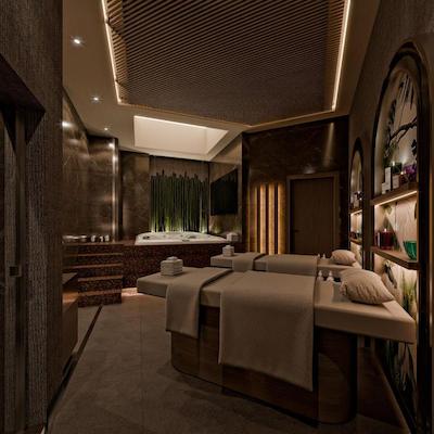 گرند جواهر هتل کانونشن سنتر