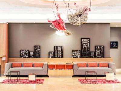 مرکور پاریس منتمارتر سکر کور