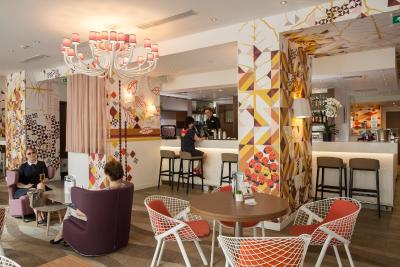 مرکور پاریس منتمارتر سکر کور