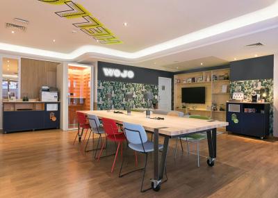 مرکور پاریس منتمارتر سکر کور