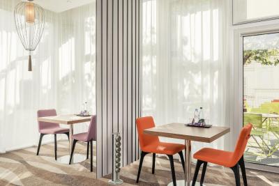 مرکور پاریس منتمارتر سکر کور