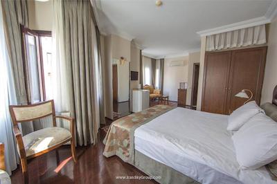 هتل آلاتورکا الگانس