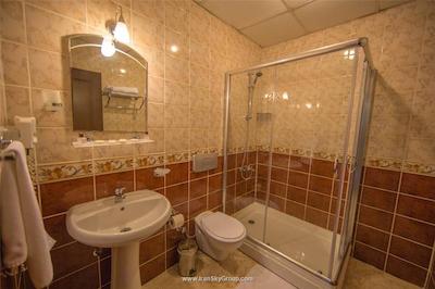 هتل آلاتورکا الگانس