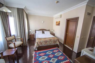 هتل آلاتورکا الگانس