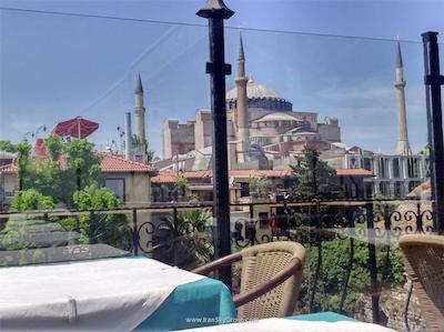 هتل آلاتورکا الگانس