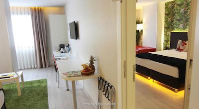 تمپو فر سوئیت-ایرپورت