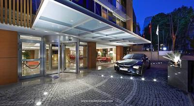 میلپورت هتل لونت استانبول