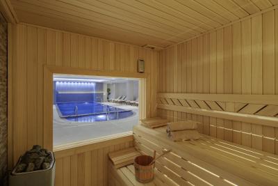 دابل تری بای هیلتون هتل استانبول-توزلا