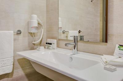 پلاس هتل بستانچی آتاشهیر