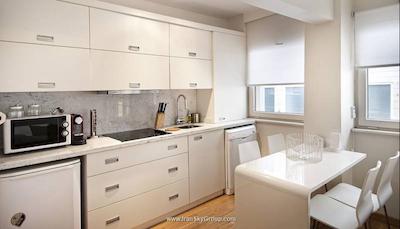 نورو زییا سوئیت