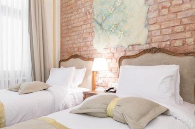 هتل پرا پارما