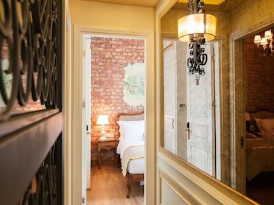 هتل پرا پارما