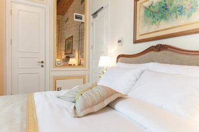 هتل پرا پارما