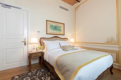 هتل پرا پارما