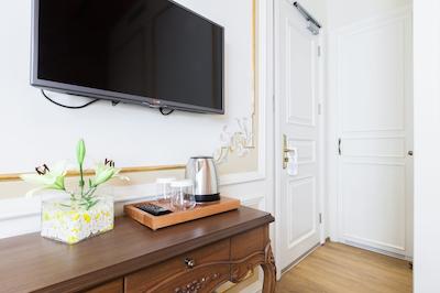 هتل پرا پارما