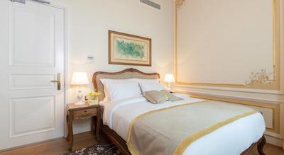 هتل پرا پارما